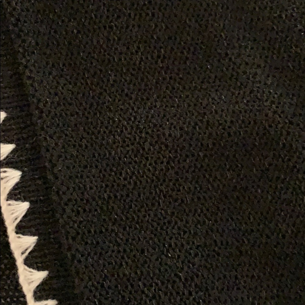 Shawl - Picture 4 of 5